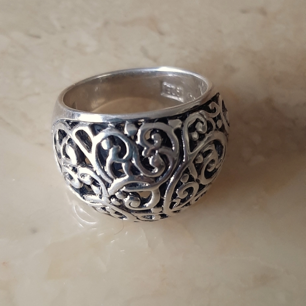 Ring Sterling 925 Detailed Filagree Dome.